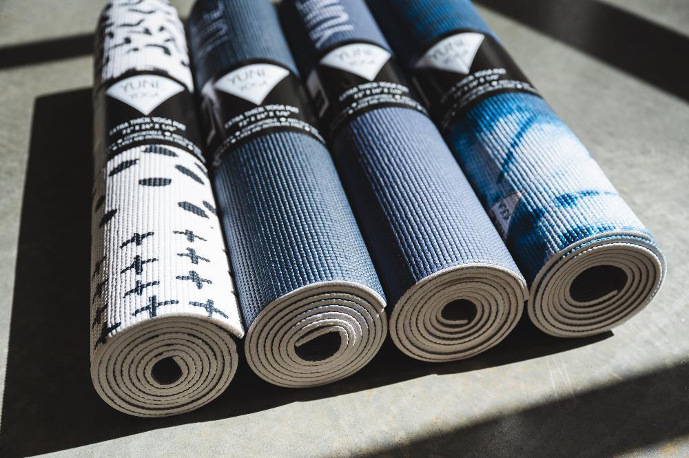 Alpha Lightweight Yoga Mat – 6mm Eco-Friendly Non-Slip & Travel-Ready Yune Yoga - One Color / One Size - Sports &