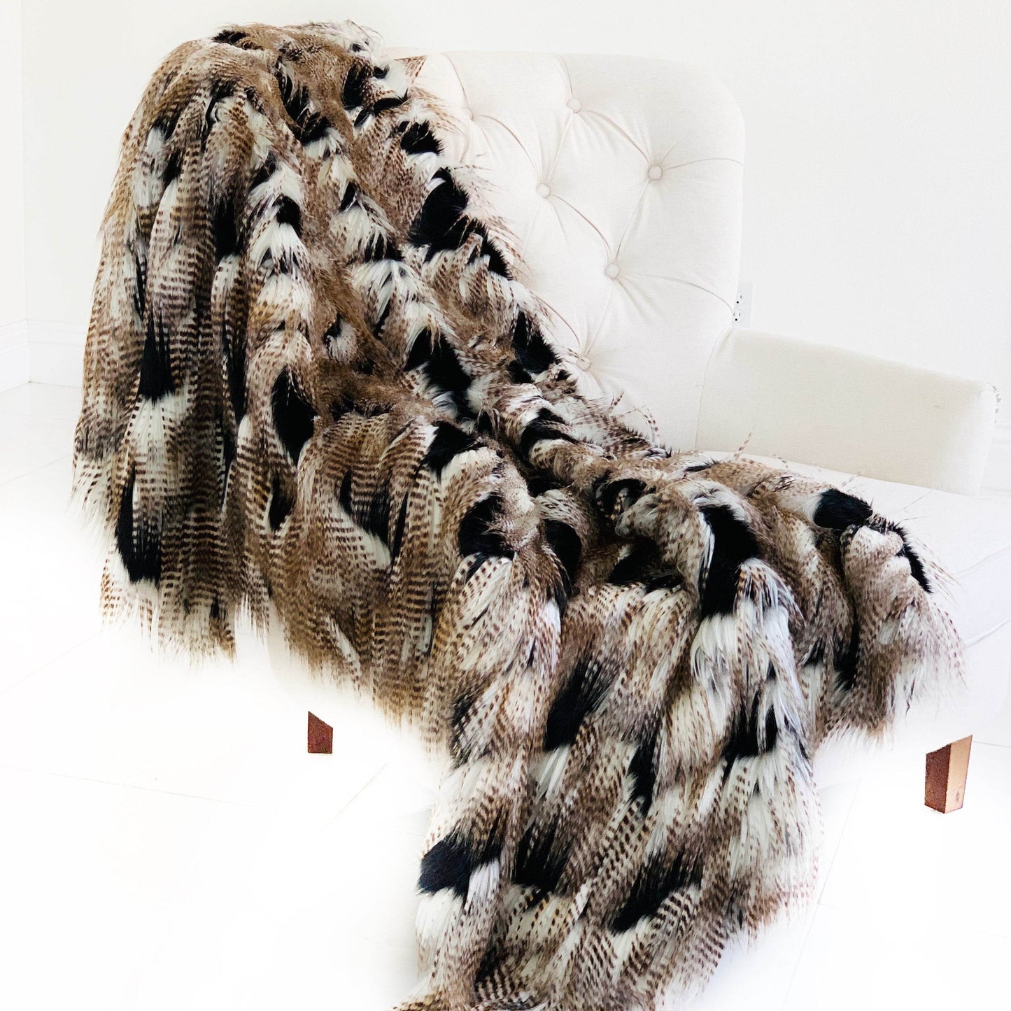Black and Gold Fancy Rococo Plush Handmade Luxury Faux Fur Throw - Home & Garden - Home Textile - Bedding