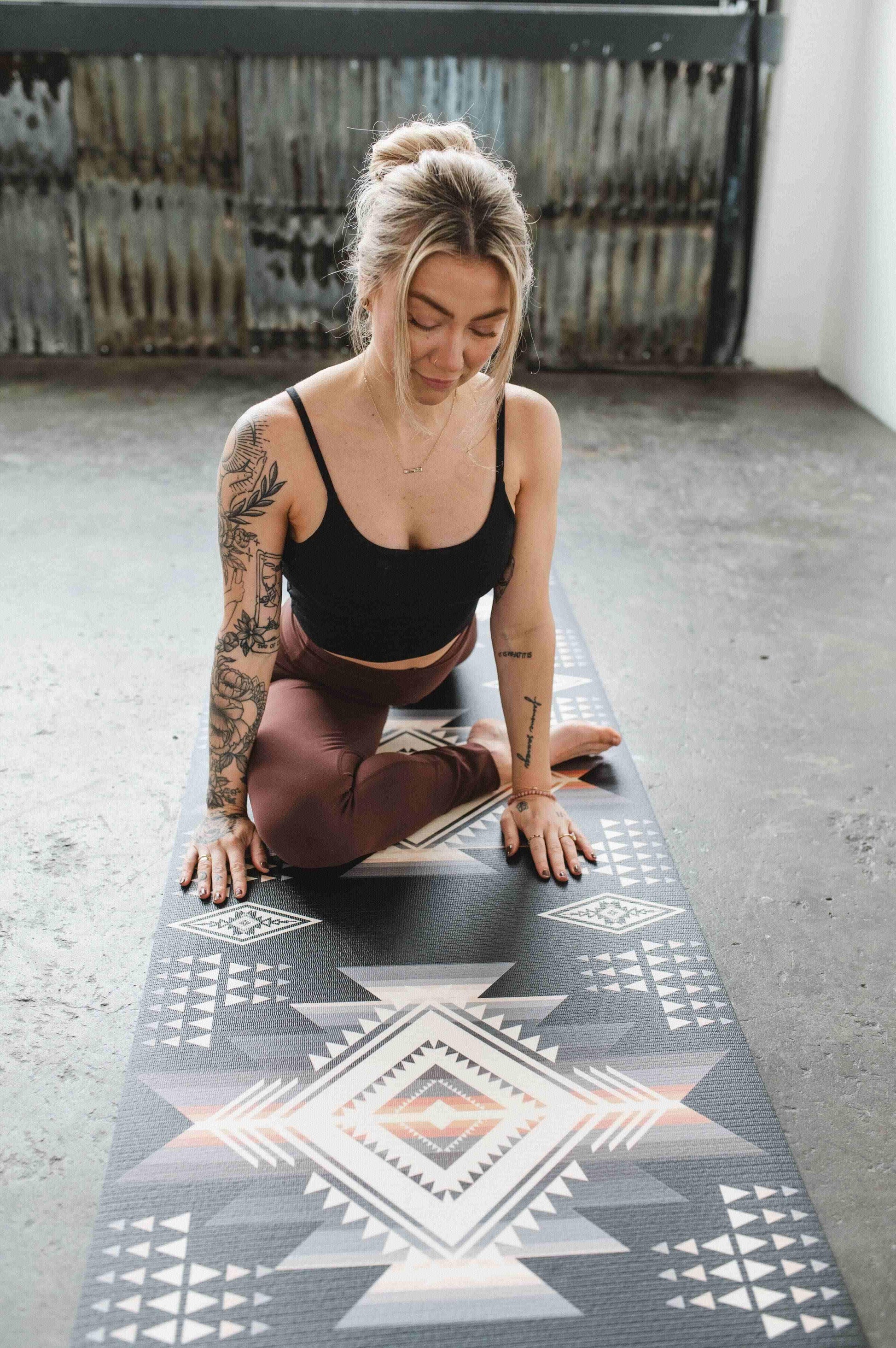 Buffalo Hills Shadow Yoga Mat 6 Mm Extra Thick Double-Sided Non-Slip - One Color / One Size - Sports & Entertainment
