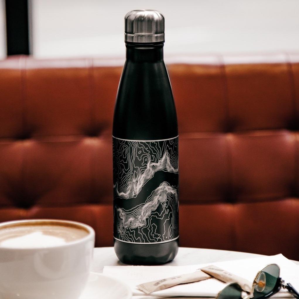 Chesapeake - Virginia Map Insulated Bottle in Matte Black - Drinkware