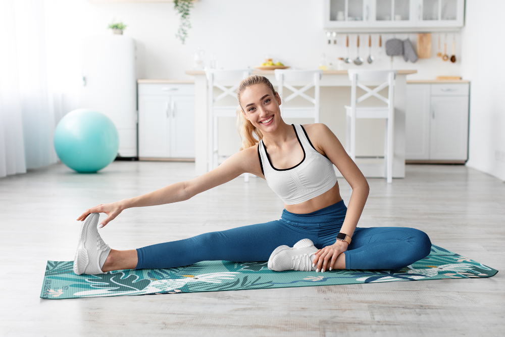 Dora Cacadus Birds Yoga Mat — 6mm Non-Slip Eco-Friendly Cushion - One Color / One Size - Sports & Entertainment