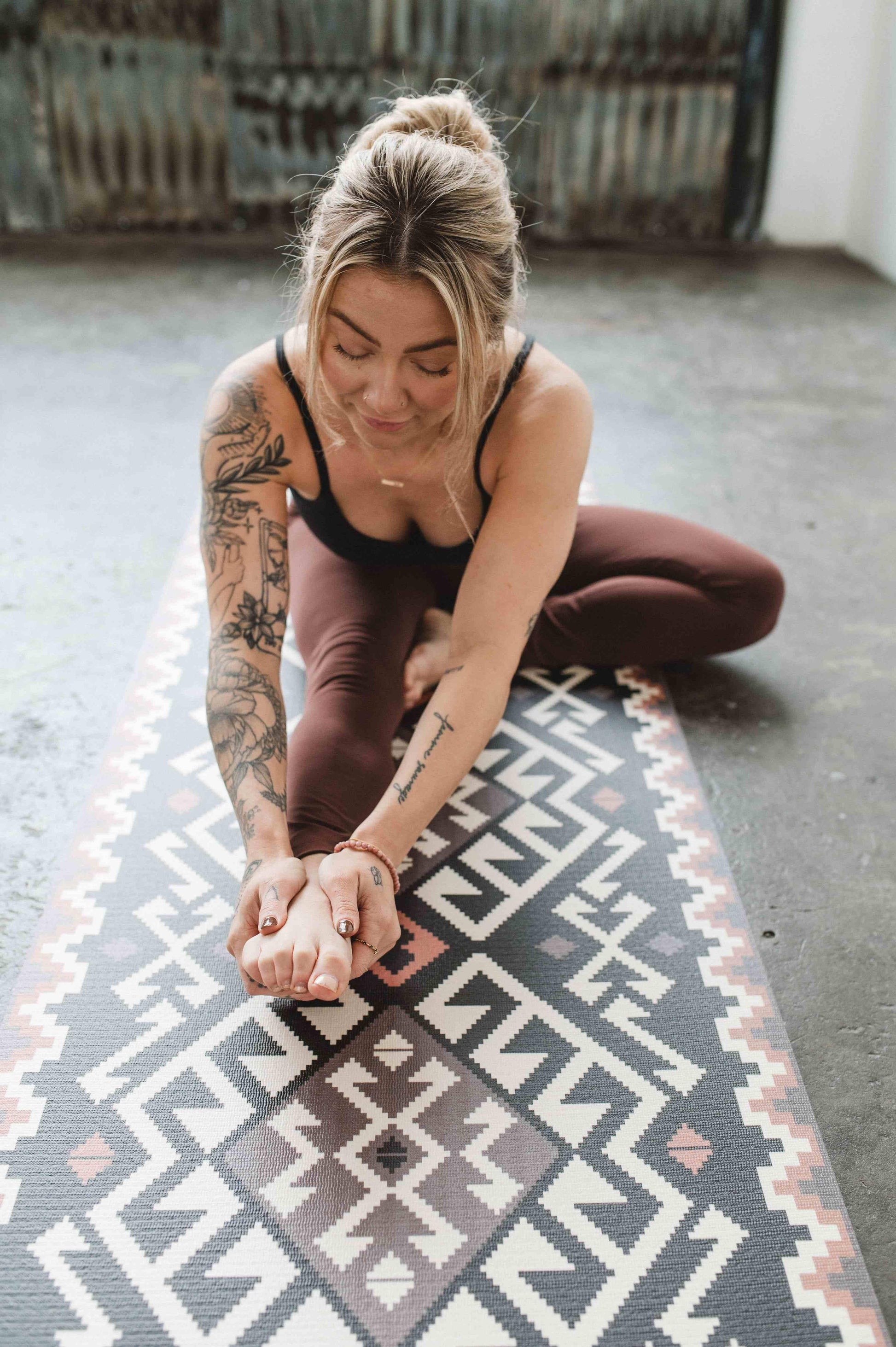 Moab Rocks Yoga Mat – 6 Mm Extra Thick Double-Sided Non-Slip Eco-Friendly PER - One Color / One Size - Sports &