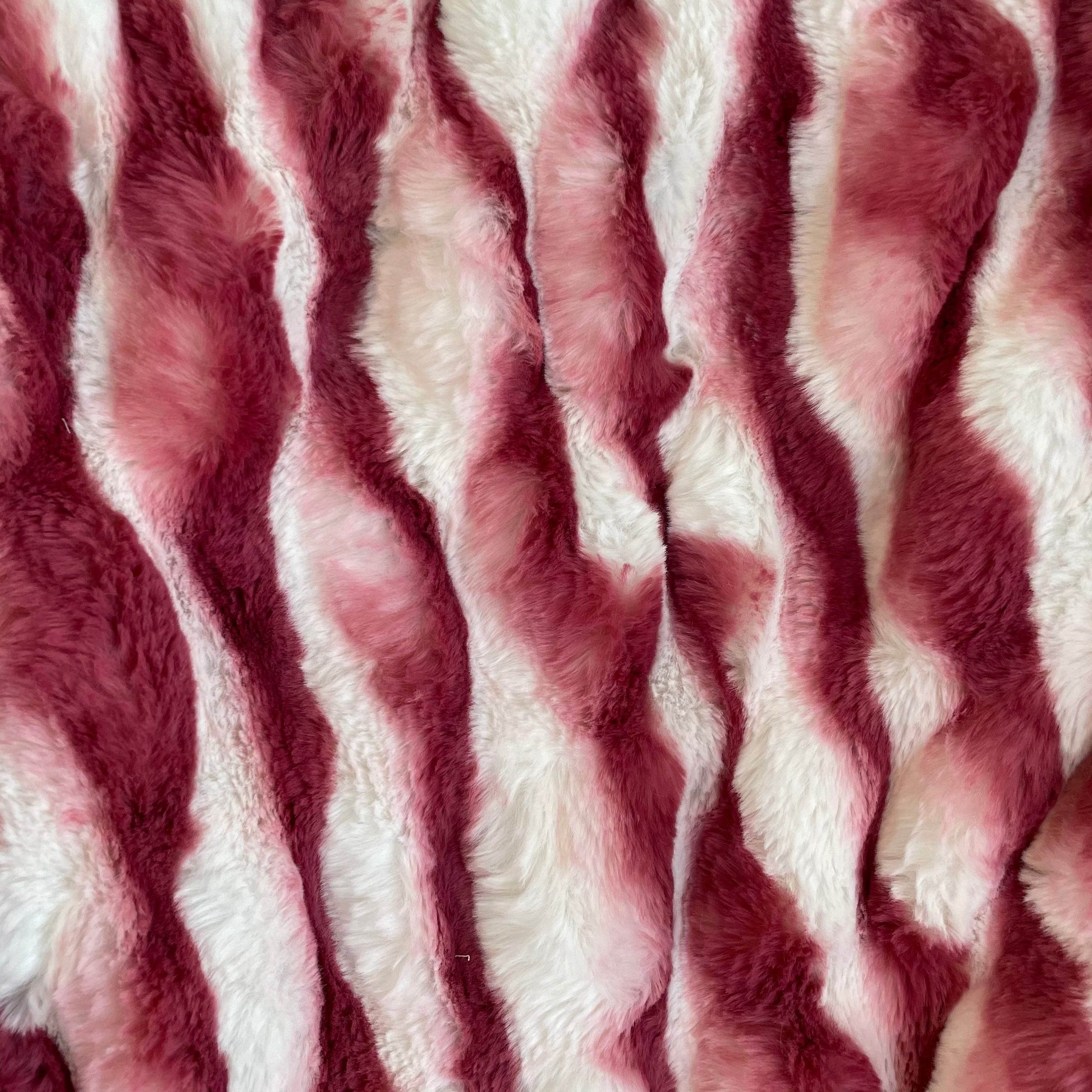 Plutus White Berry Snow Chinchilla Faux Fur Luxury Throw Blanket - Home & Garden - Home Textile - Bedding