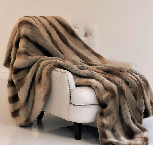 Sheared Faux Chinchilla Luxury Throw - Home & Garden - Home Textile - Bedding