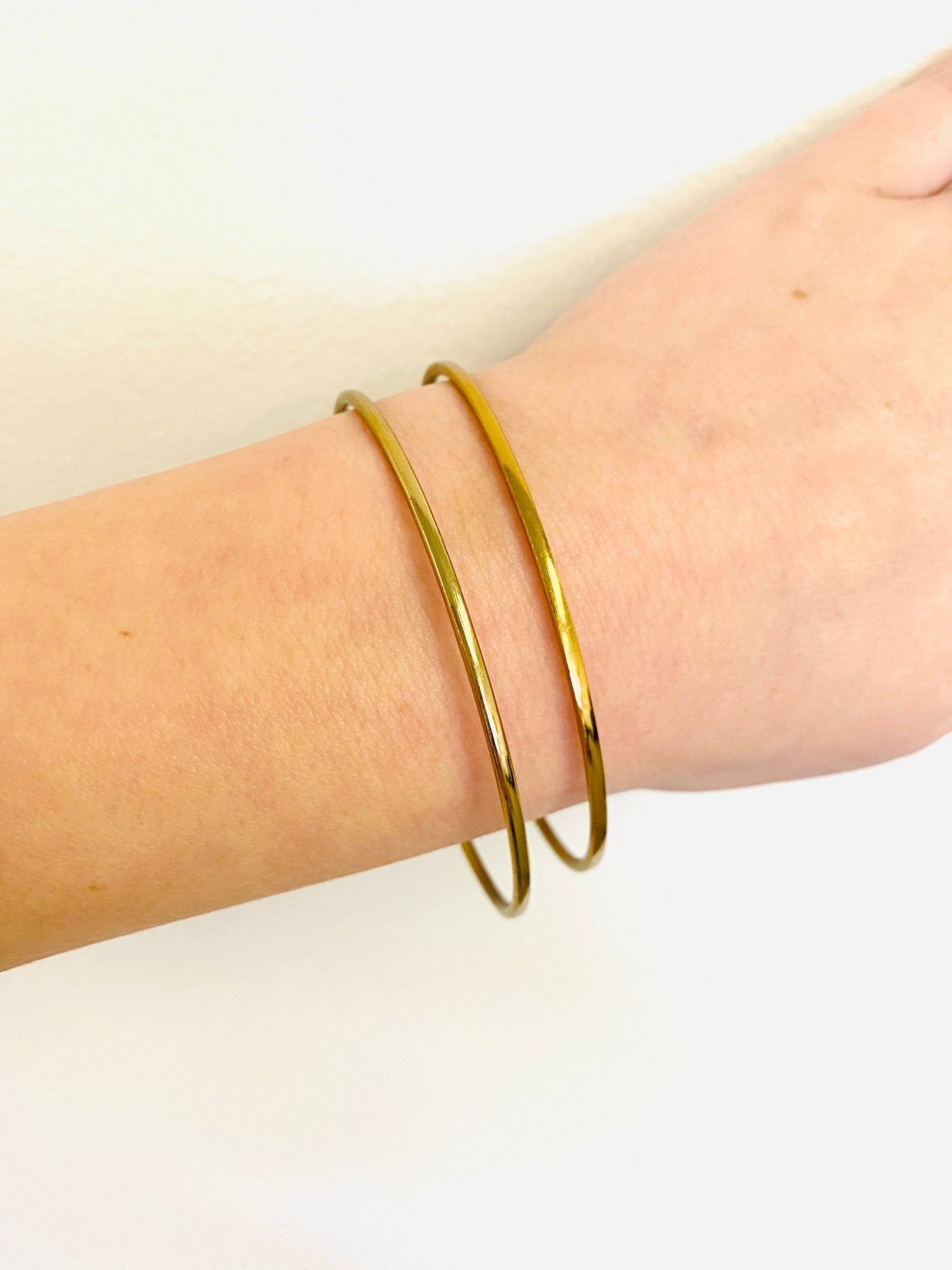 Simple Brass Bangles - One Color / One Size - Jewelry & Accessories - Bracelets & Bangles - Bangles