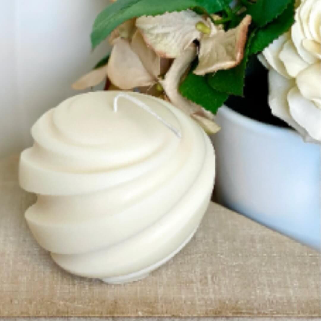 Swirl Candle Minimalist Creation - Large / Unscented - Home & Garden - Home Decor - Candles & Holders