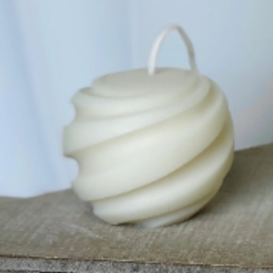 Swirl Candle Minimalist Creation - Small / Unscented - Home & Garden - Home Decor - Candles & Holders